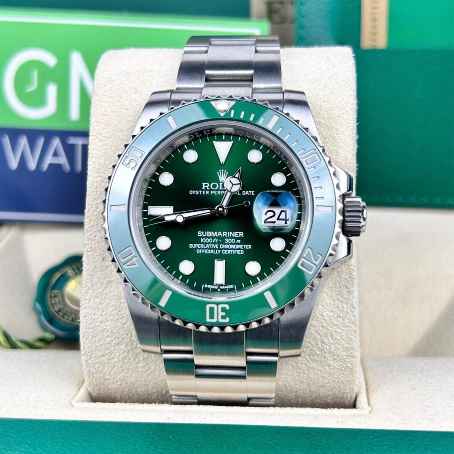 Rolex Submariner Date – ‘Hulk’ –