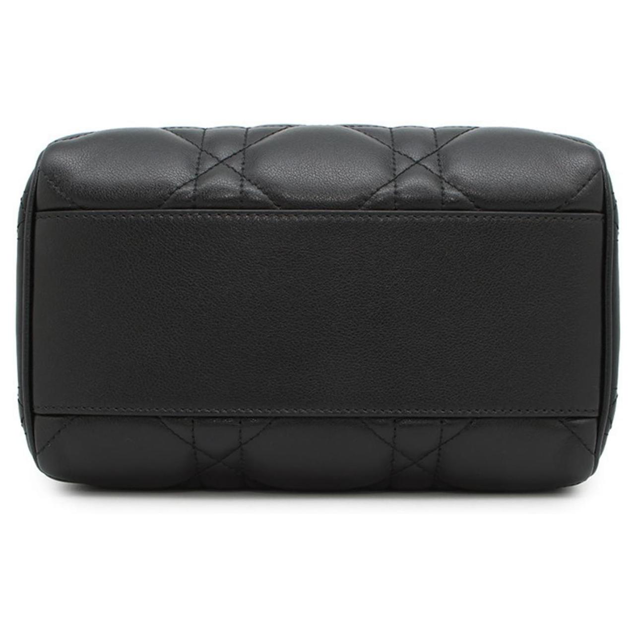 Christian Dior Groove 20 Bag in black Macrocannage crinkled calfskin