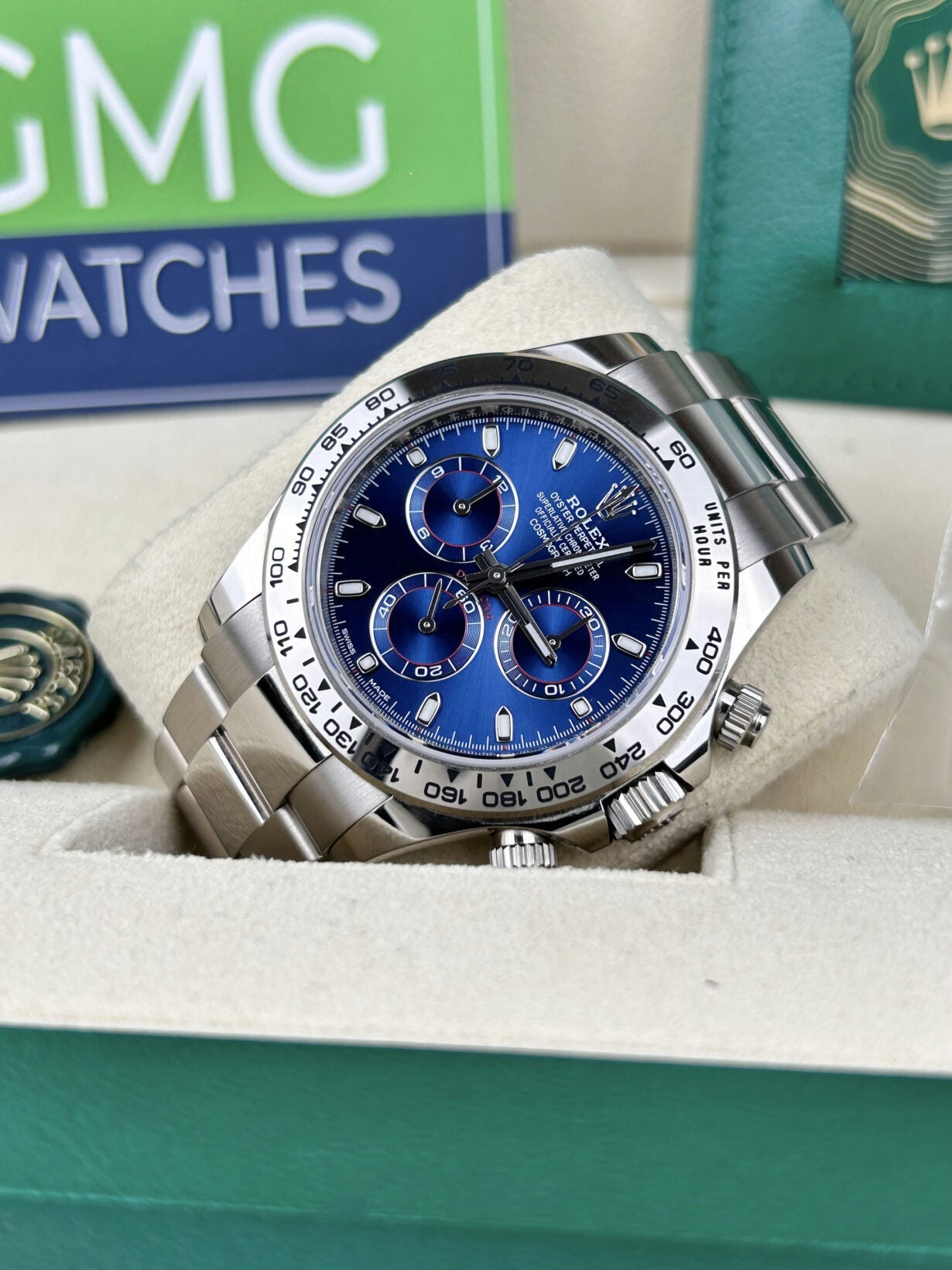 Rolex Daytona – White Gold Blue Baton Dial –