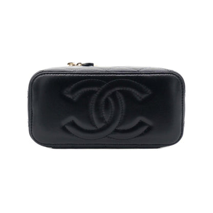 Lambskin Quilted Small Pearl Crush Vanity Case With Chain Black