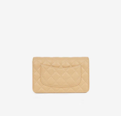 Wallet on Chain (WOC) in beige caviar leather with gold-tone hardware