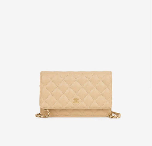 Wallet on Chain (WOC) in beige caviar leather with gold-tone hardware