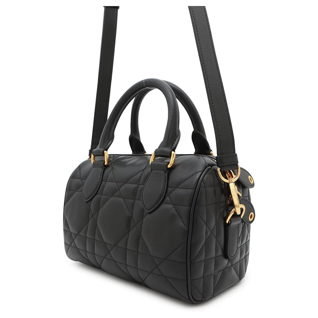 Christian Dior Groove 20 Bag in black Macrocannage crinkled calfskin